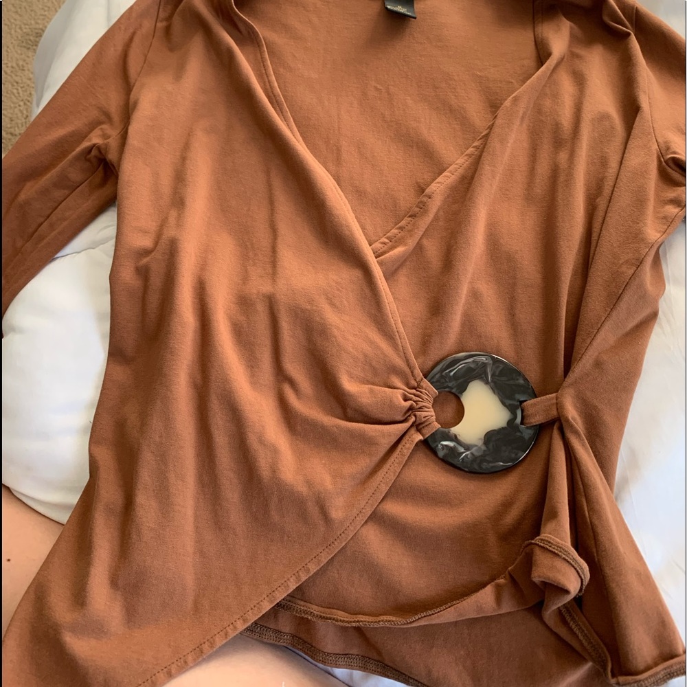 Brown blouse - Picture 2 of 2